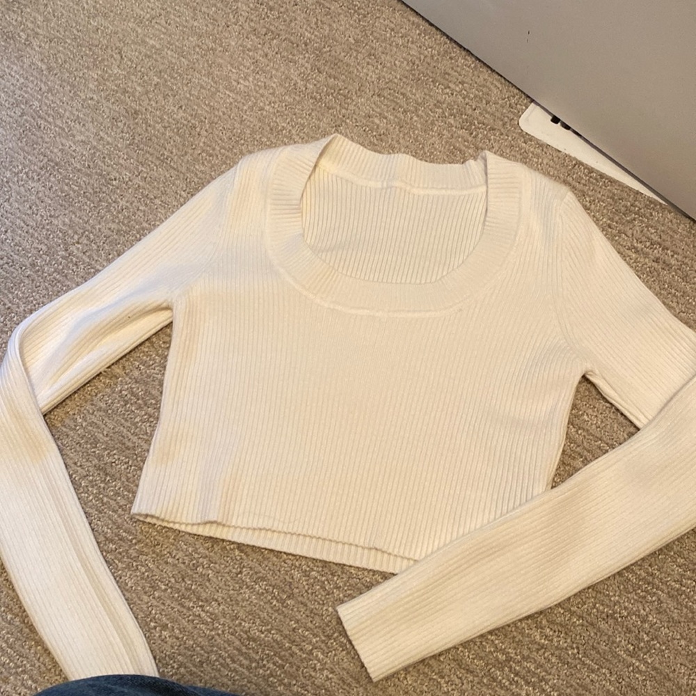SHEIN sweater crop top